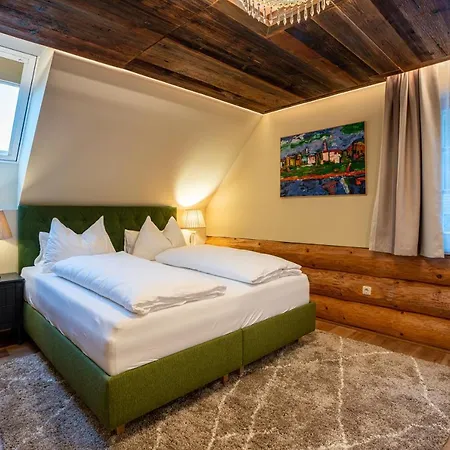 Schilcherland Suedsteiermark * Trahutten