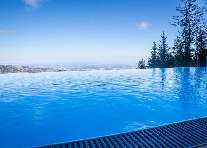 Schilcherland Suedsteiermark * Trahutten